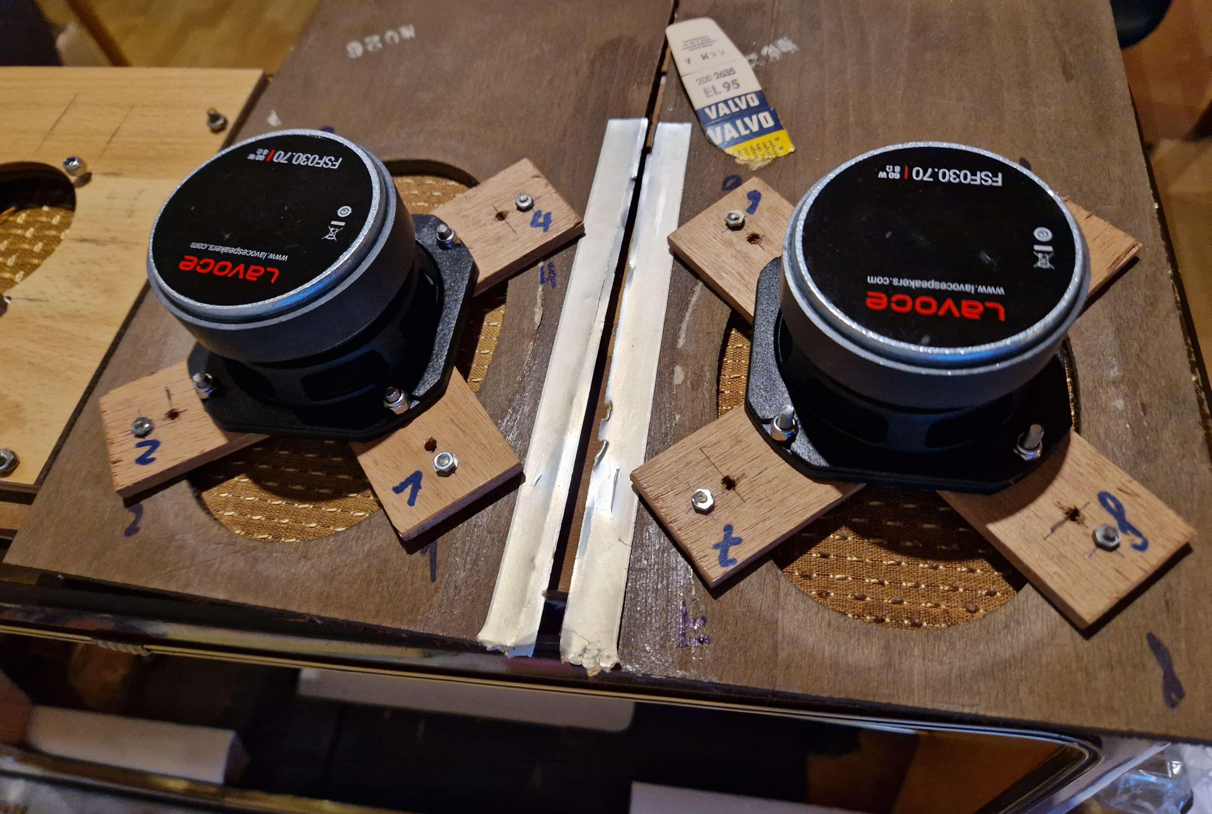 Befestigung_Lautsprecher_2